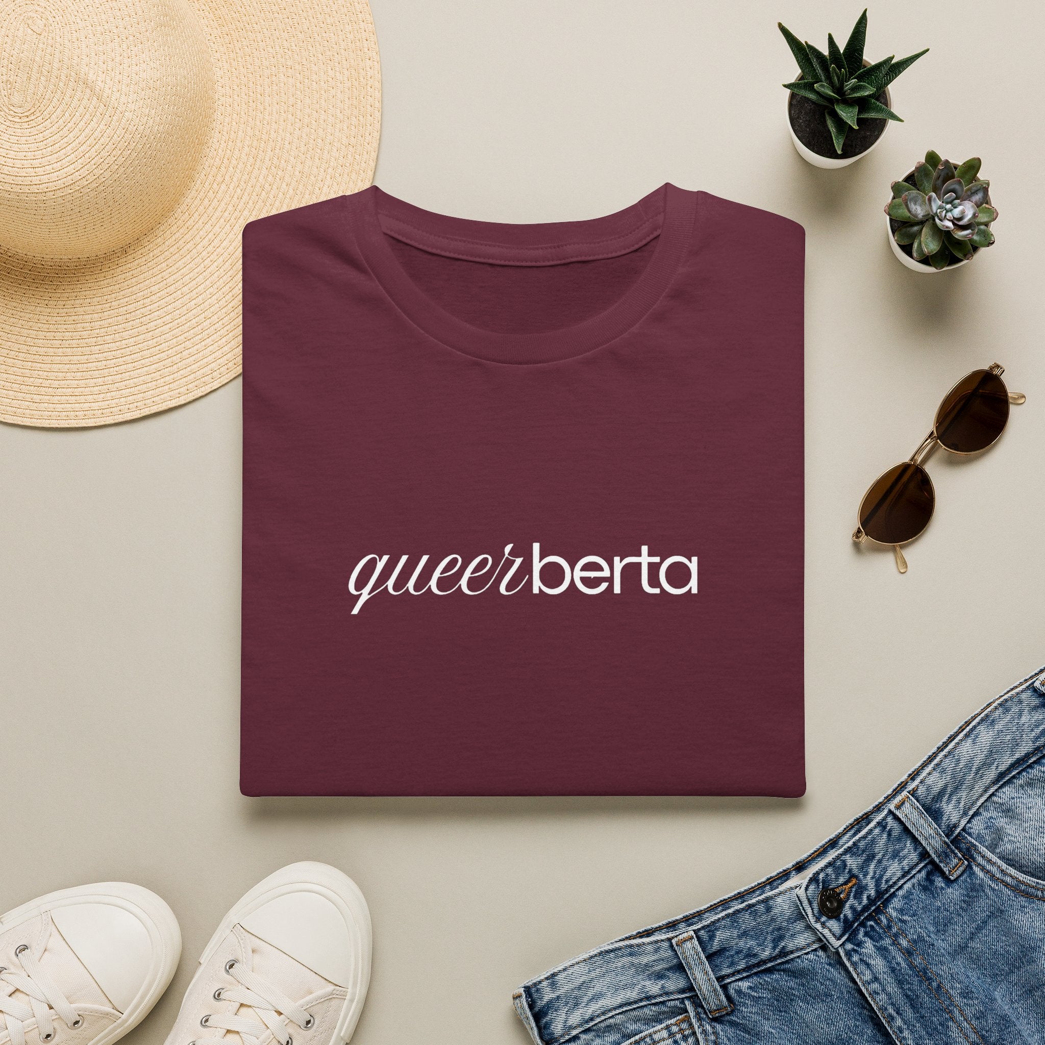 Queerberta | Tee Shirt | CAD